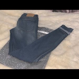 DIVIDED Medium Wash Skinny Jean